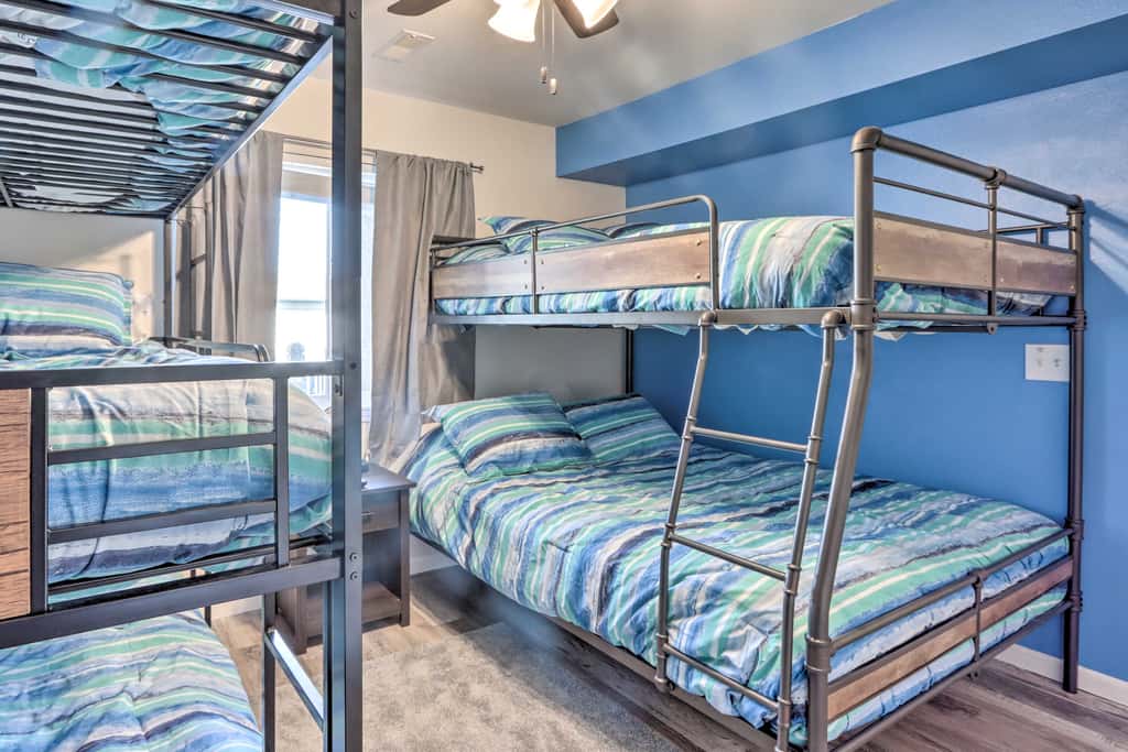 Boat Ramp, Dock & Slip: Step-Free Camdenton Condo!