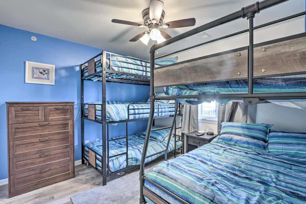 Boat Ramp, Dock & Slip: Step-Free Camdenton Condo!