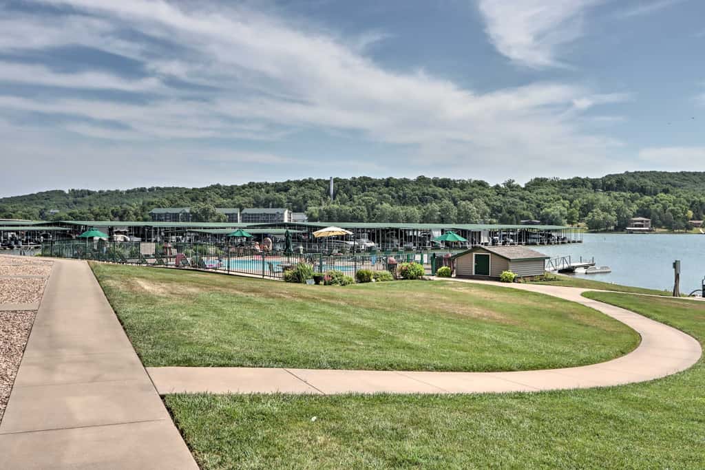 Boat Ramp, Dock & Slip: Step-Free Camdenton Condo!
