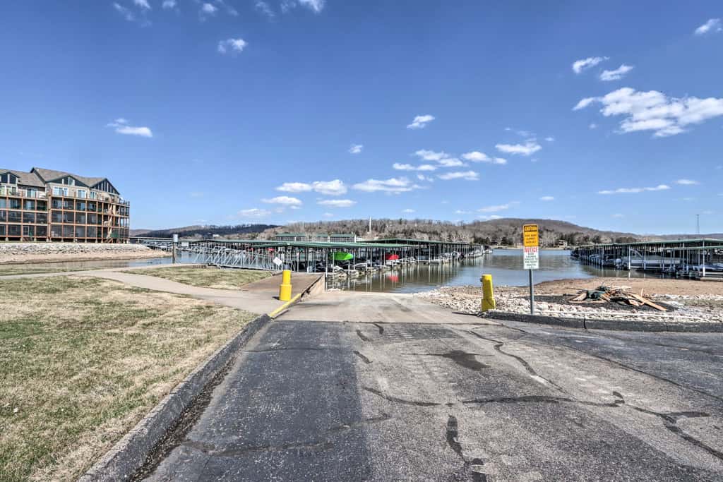 Boat Ramp, Dock & Slip: Step-Free Camdenton Condo!