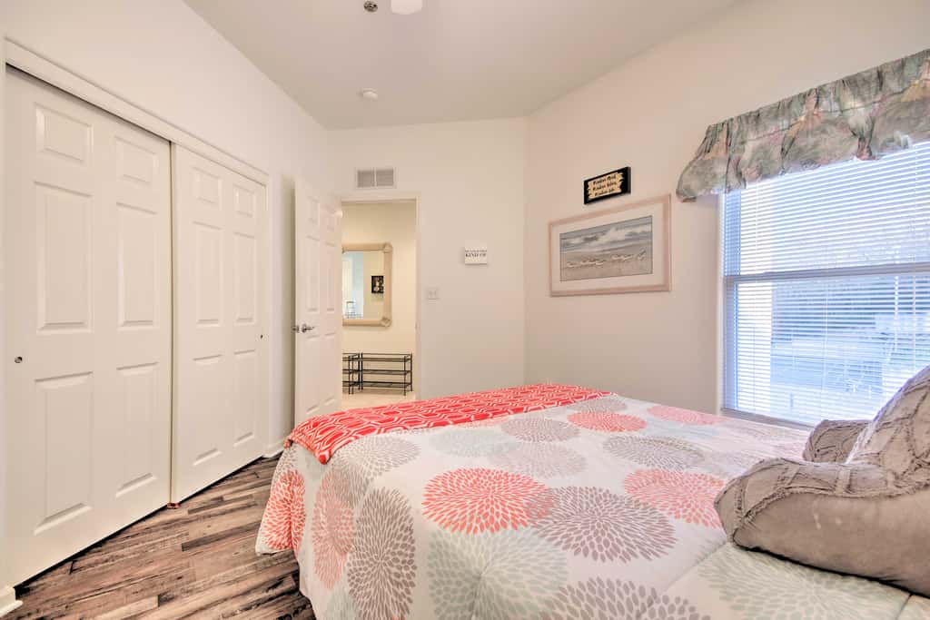 Pool + Water Views! 3rd-Floor Lake Ozark Retreat
