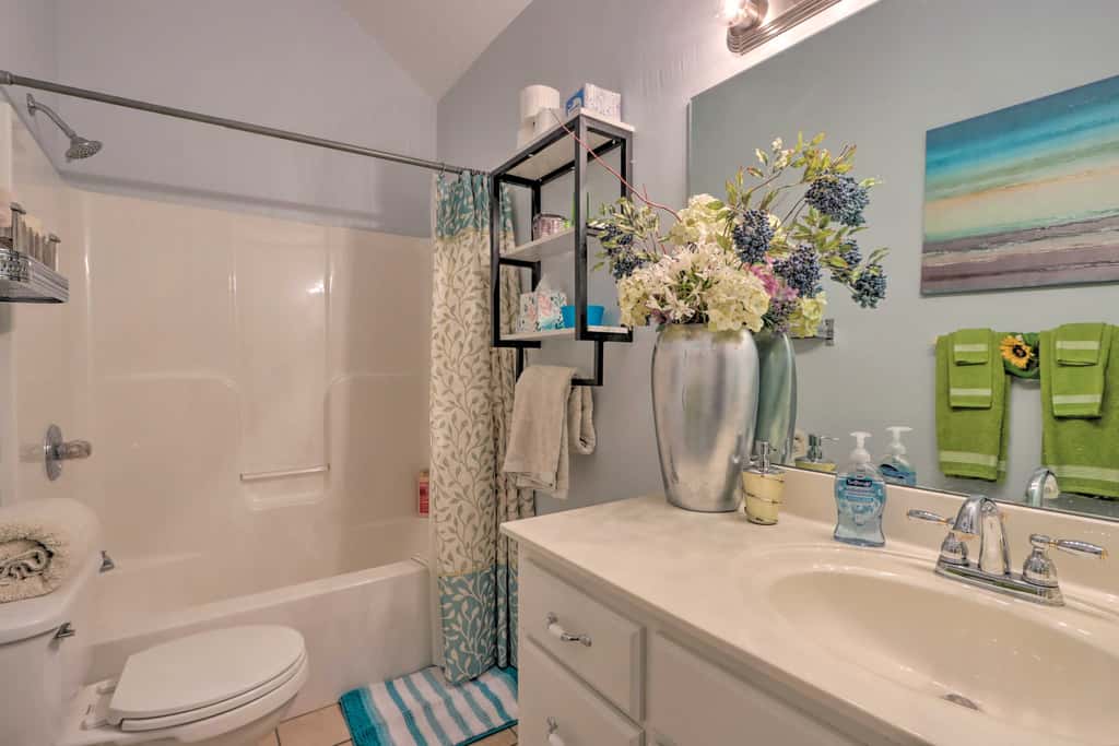 < 1 Mi to Marina: Family-Friendly Osage Beach Home
