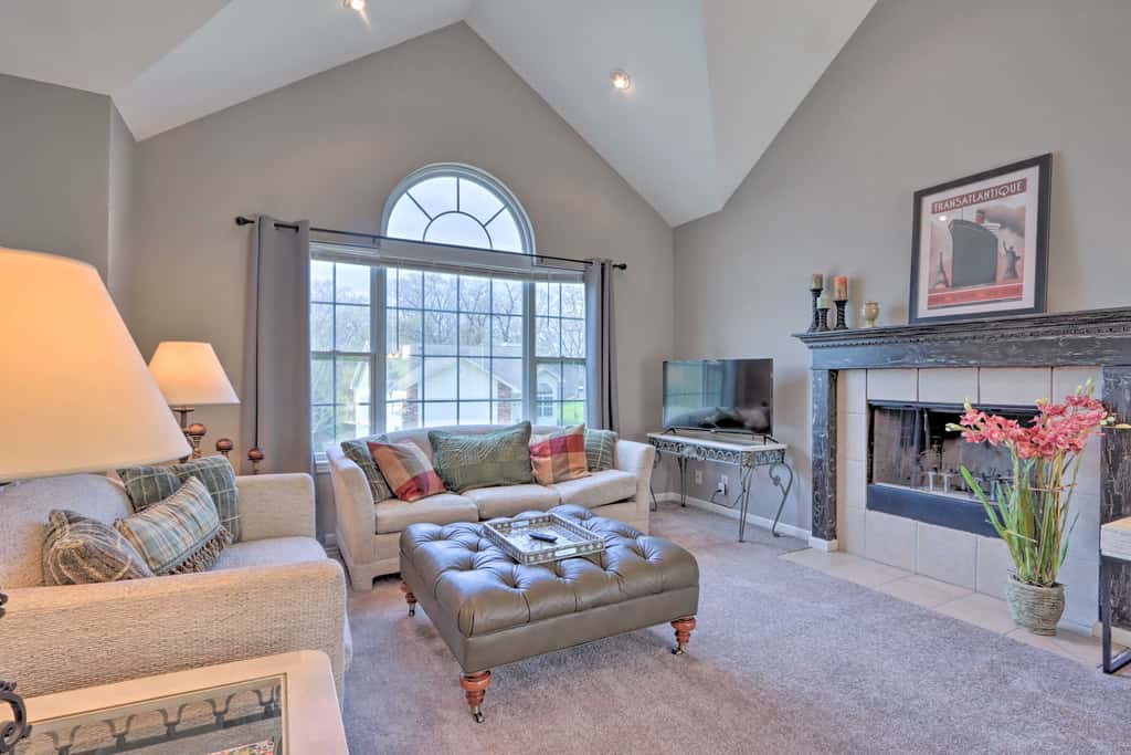 < 1 Mi to Marina: Family-Friendly Osage Beach Home
