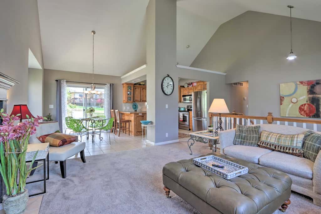 < 1 Mi to Marina: Family-Friendly Osage Beach Home