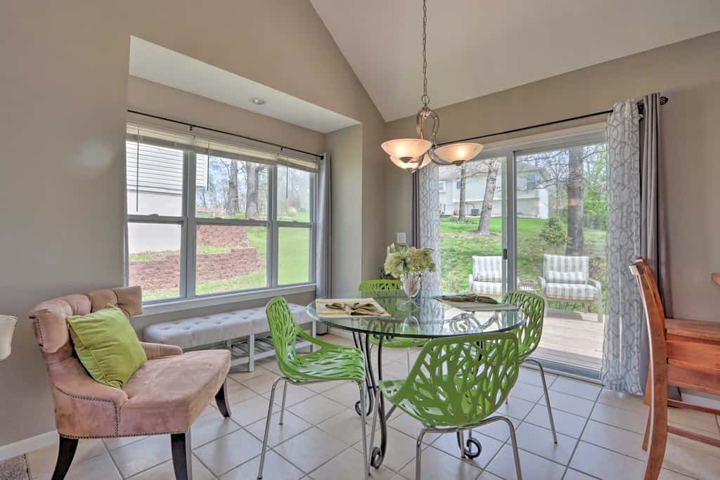 < 1 Mi to Marina: Family-Friendly Osage Beach Home