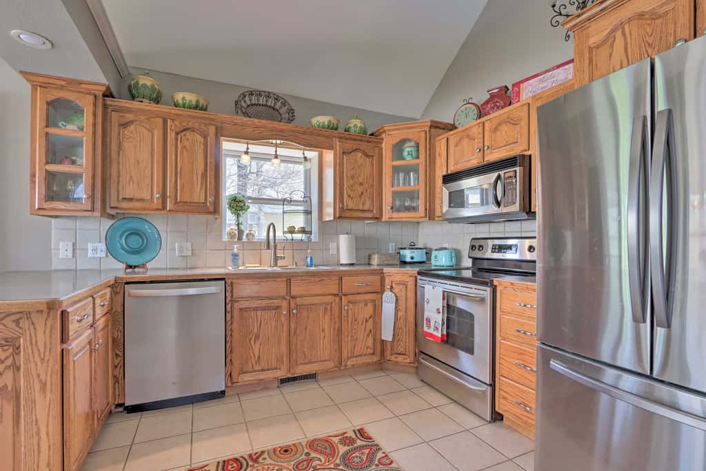 < 1 Mi to Marina: Family-Friendly Osage Beach Home