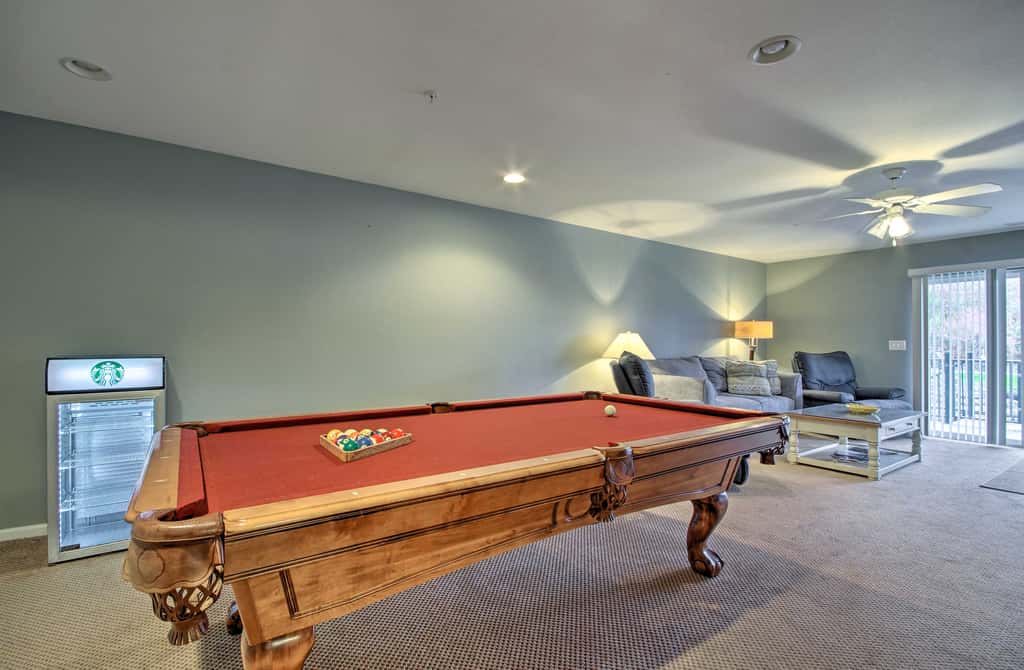 Lake-View Patio, Pool Table! Camdenton Family Unit