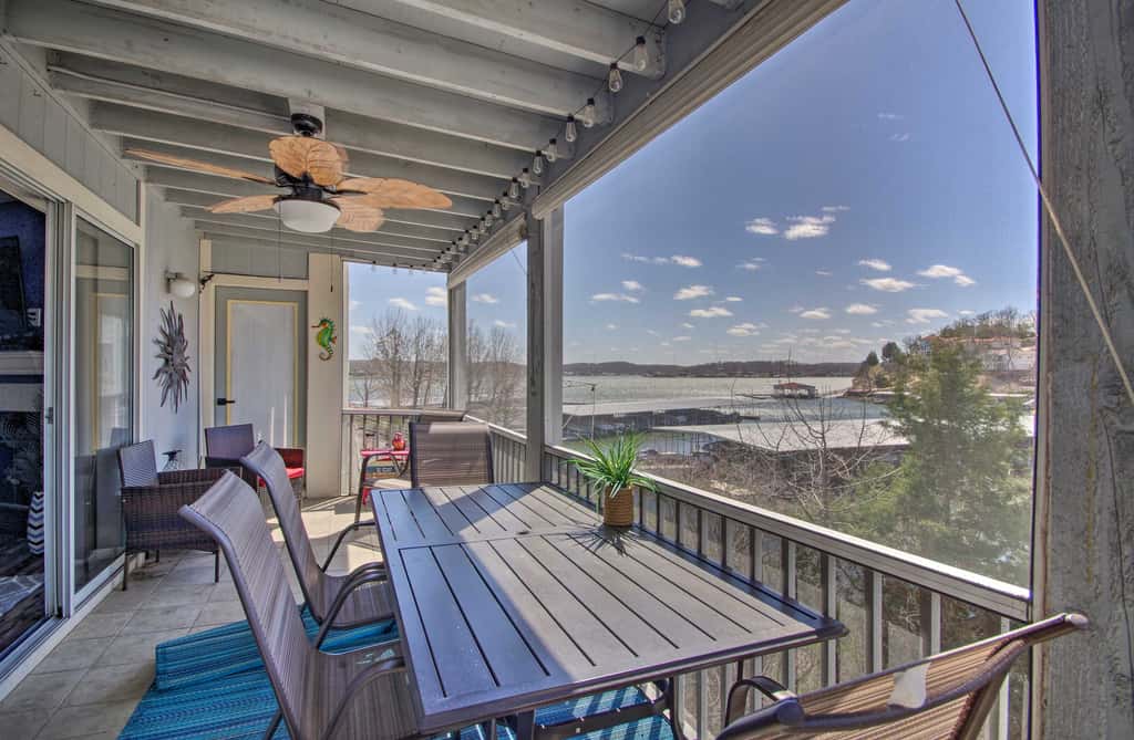 Lake-View Patio, Pool Access! Regatta Bay Condo