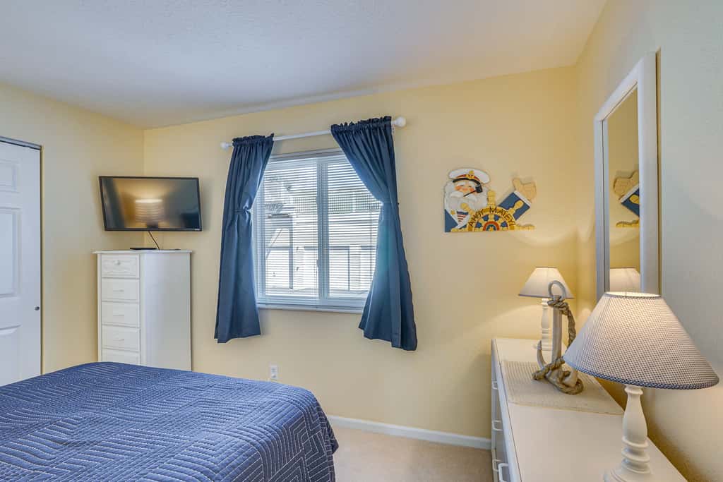 Relax Poolside! Lakefront Osage Beach Retreat