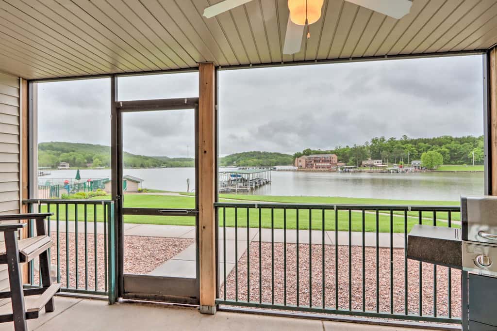 Poolside Fun! Lake-View Camdenton Condo