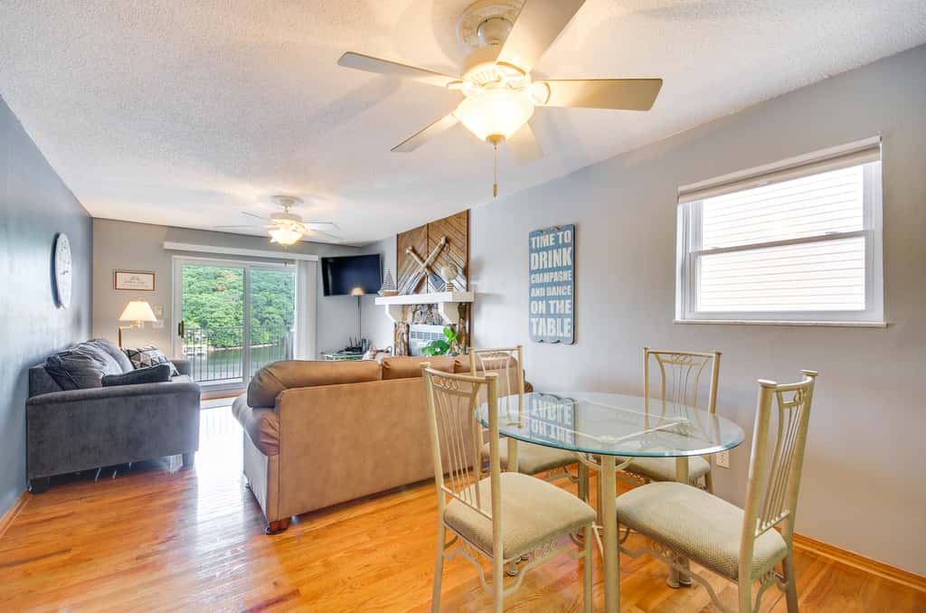 Cozy Lake Ozark Condo Rental w/ Grill, Pool Access