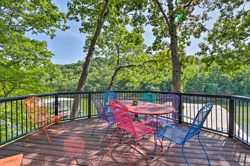 2 Mi to Margaritaville: Lake of the Ozarks Home!