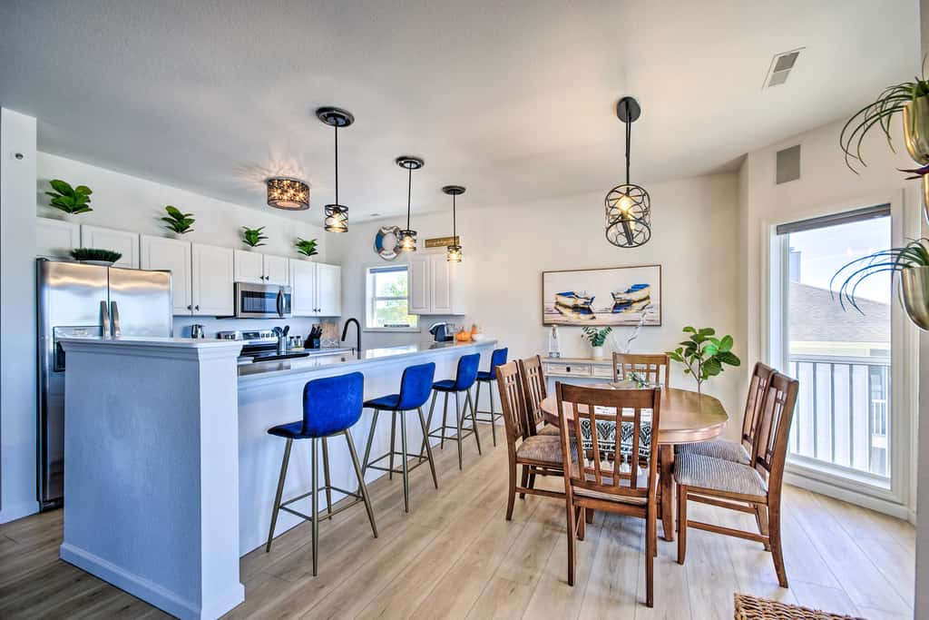 Lake Views & Boat Slip: Lake Ozark Condo!