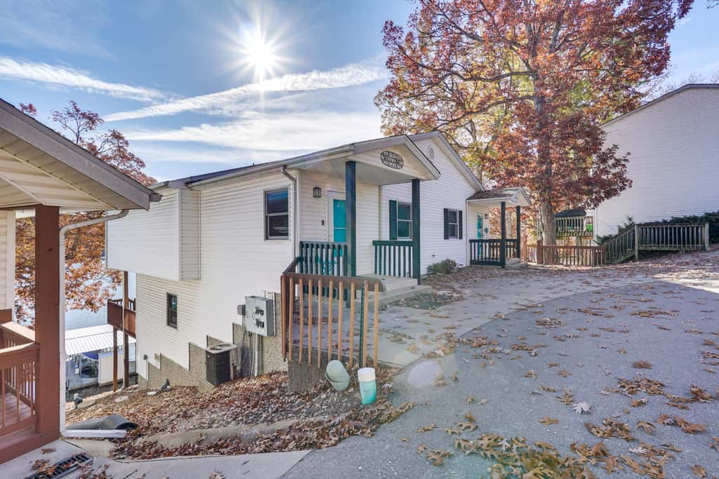 Lake of the Ozarks Vacation Rental: Boat Dock/Slip