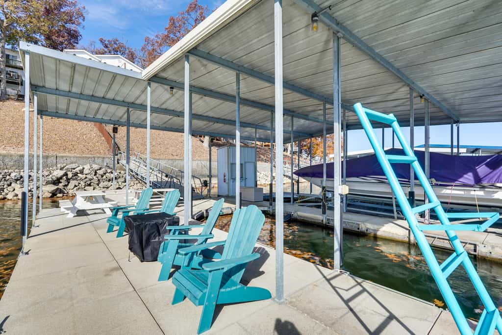 Lake of the Ozarks Vacation Rental: Boat Dock/Slip
