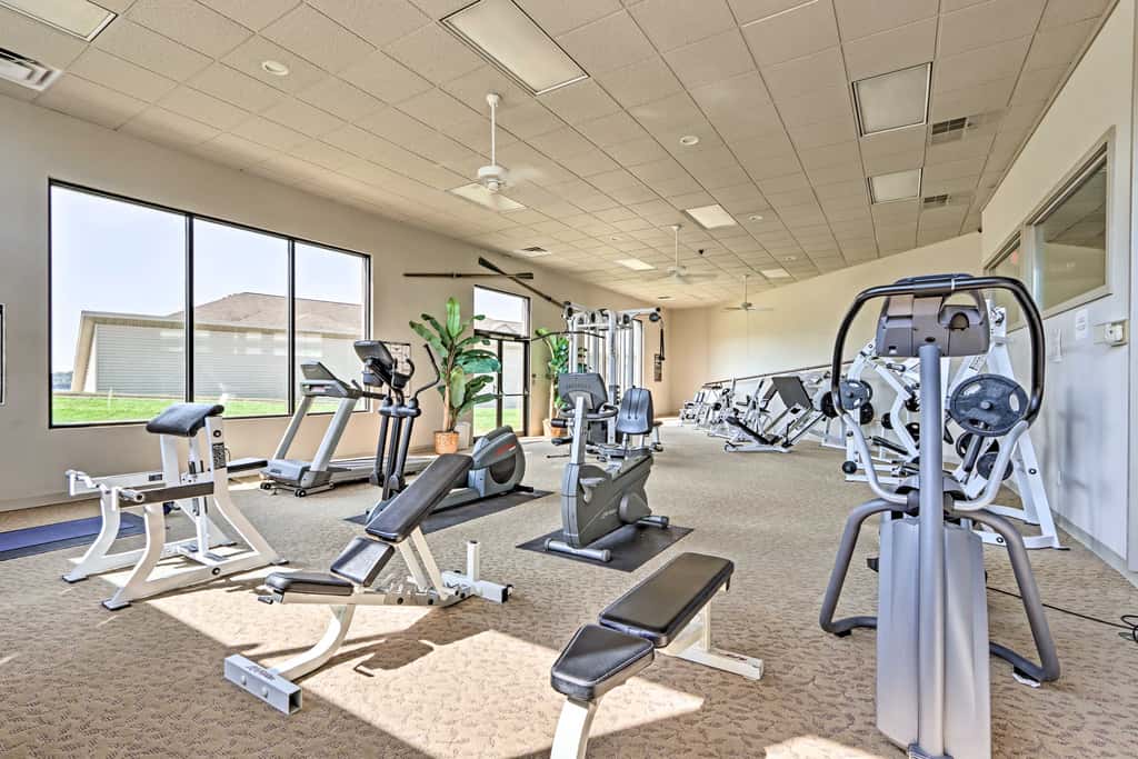 Osage Beach Condo Near Hiking & Shopping!