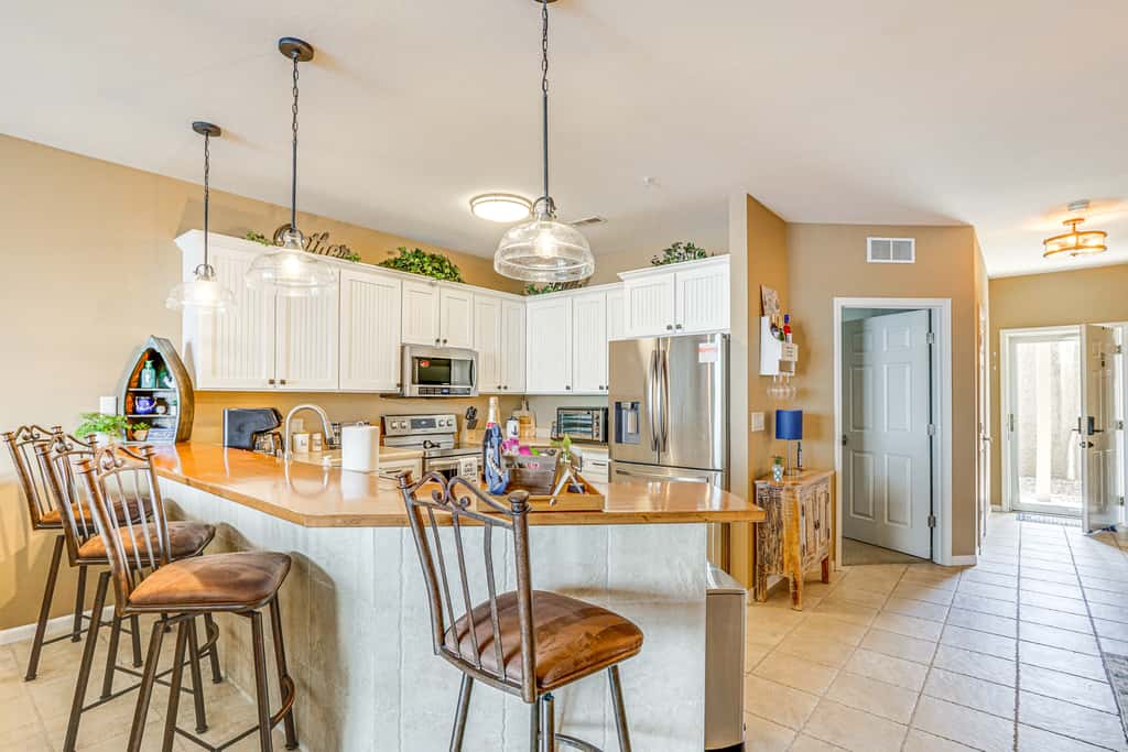 Osage Beach Condo Near Hiking & Shopping!