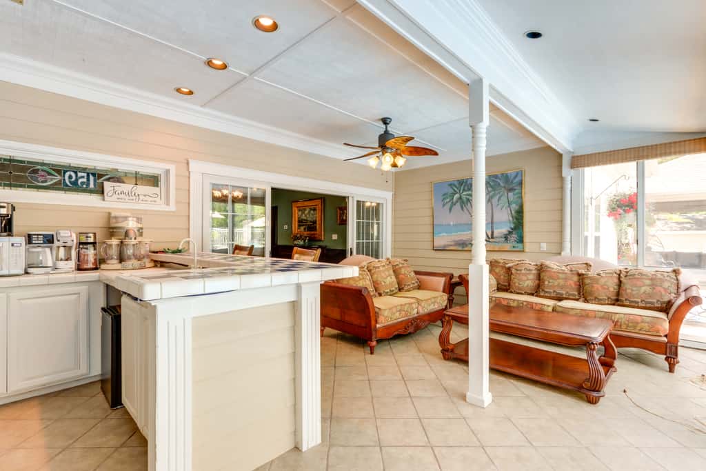 Pool, Hot Tub & Pickleball Court: Lake Ozarks Home