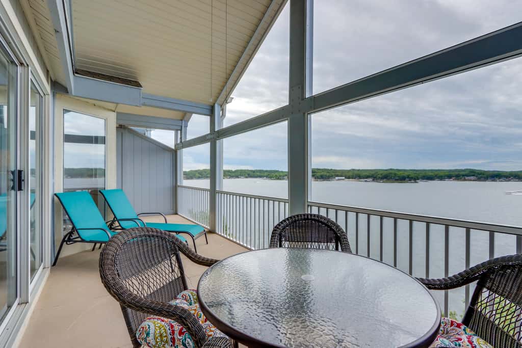 Lakefront Ozark Getaway w/ Views + Community Perks