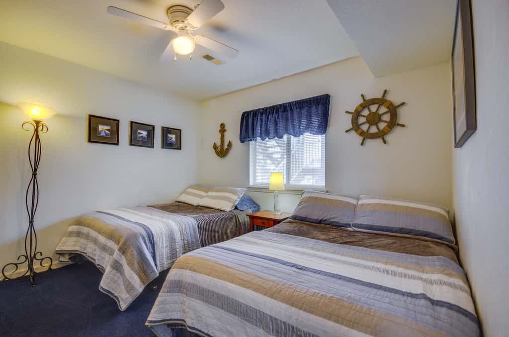 Pool + Dock Access: Osage Beach Retreat!