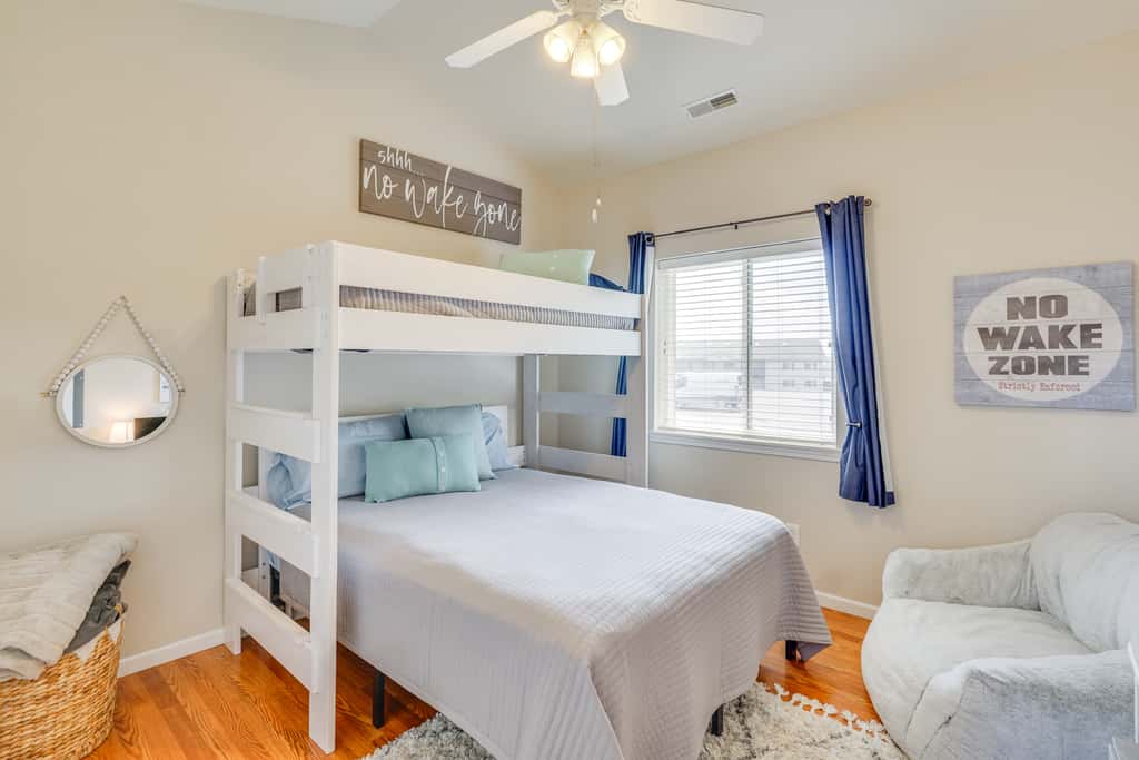 4 Mi to Dtwn: Gem w/ Lake Access in Camdenton