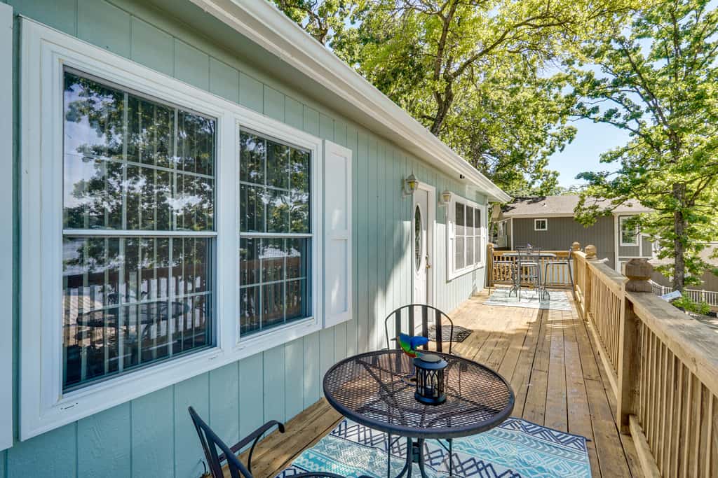Lakefront & Dog-Friendly Gem in Gravois Mills