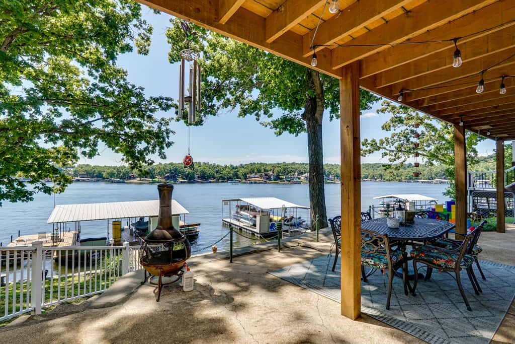 Lakefront & Dog-Friendly Gem in Gravois Mills