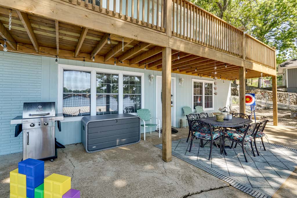 Lakefront & Dog-Friendly Gem in Gravois Mills