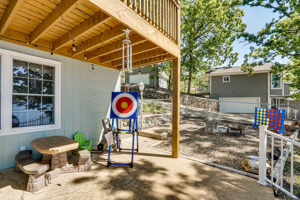 Lakefront & Dog-Friendly Gem in Gravois Mills