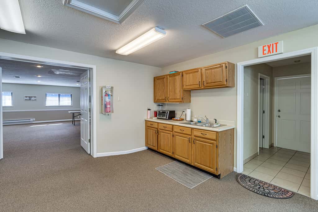 Lakefront Osage Beach Abode w/ Grill & Pool Access
