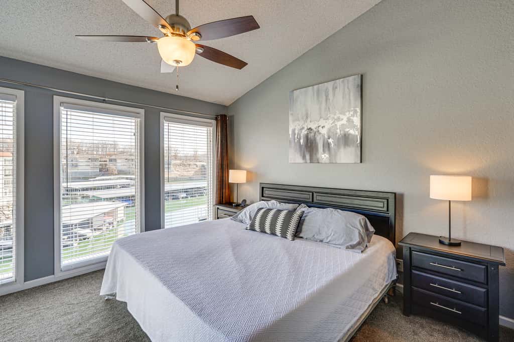 Village of Four Seasons Lake Condo w/ Pool Access!