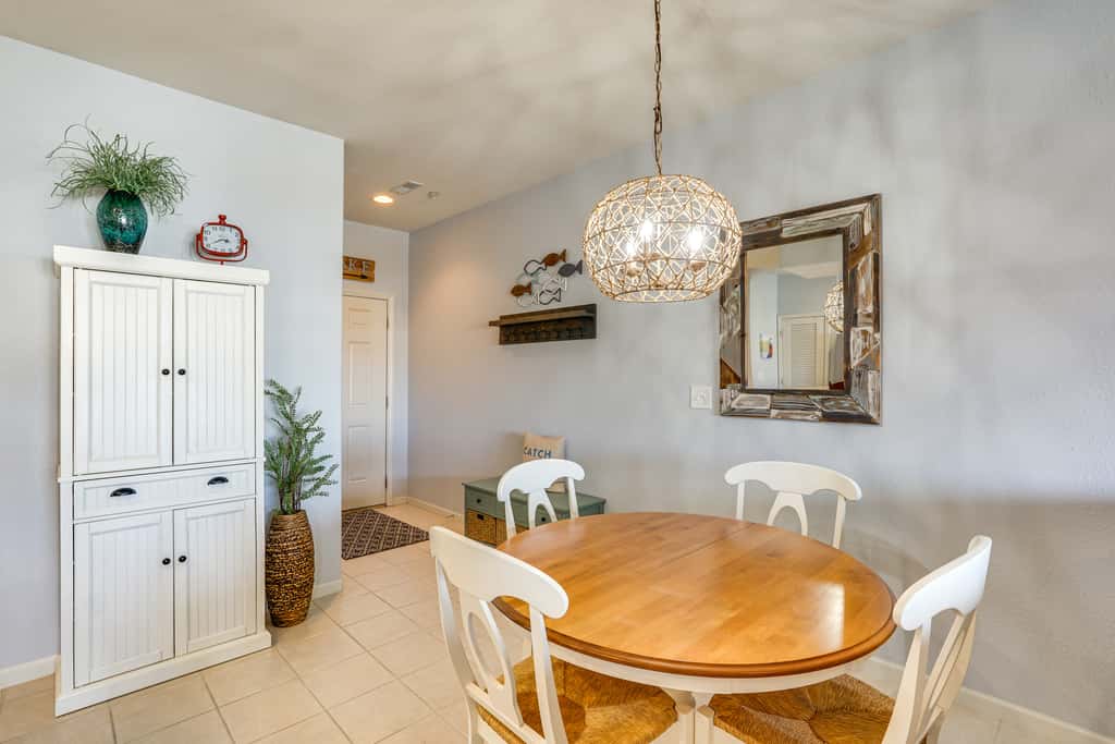 Lake Ozark Condo w/ Water Views & Pool Access!