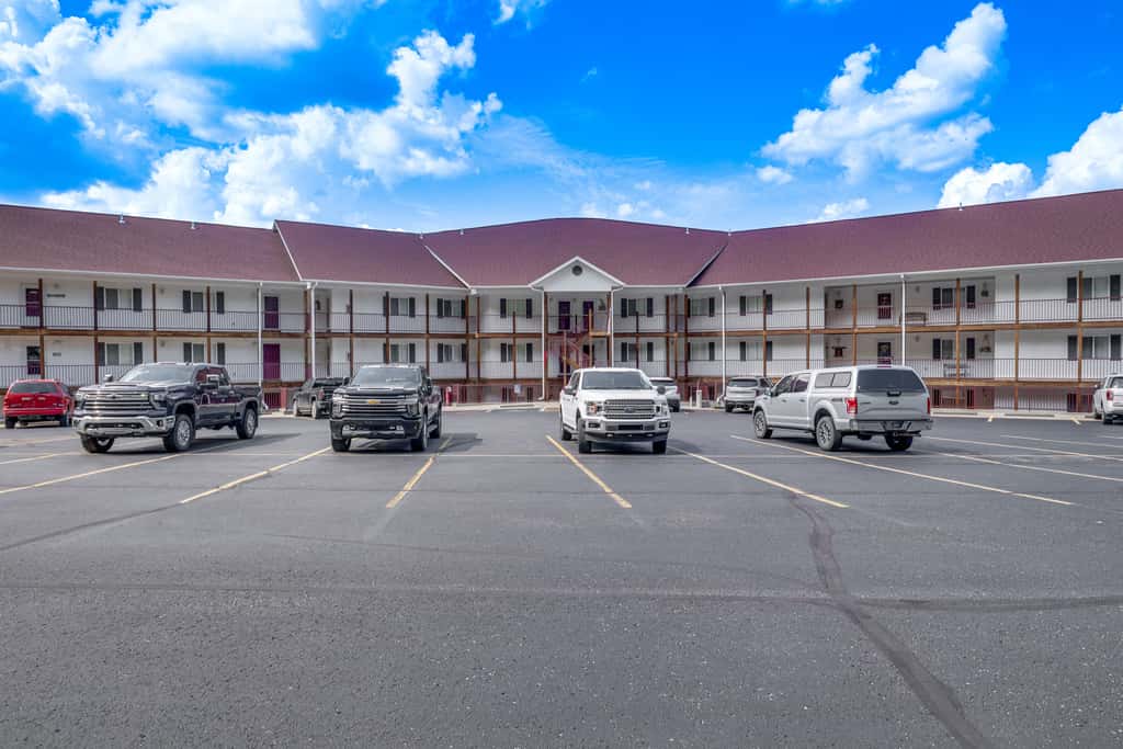 Lake of The Ozarks Condo w/ Pool in Camdenton
