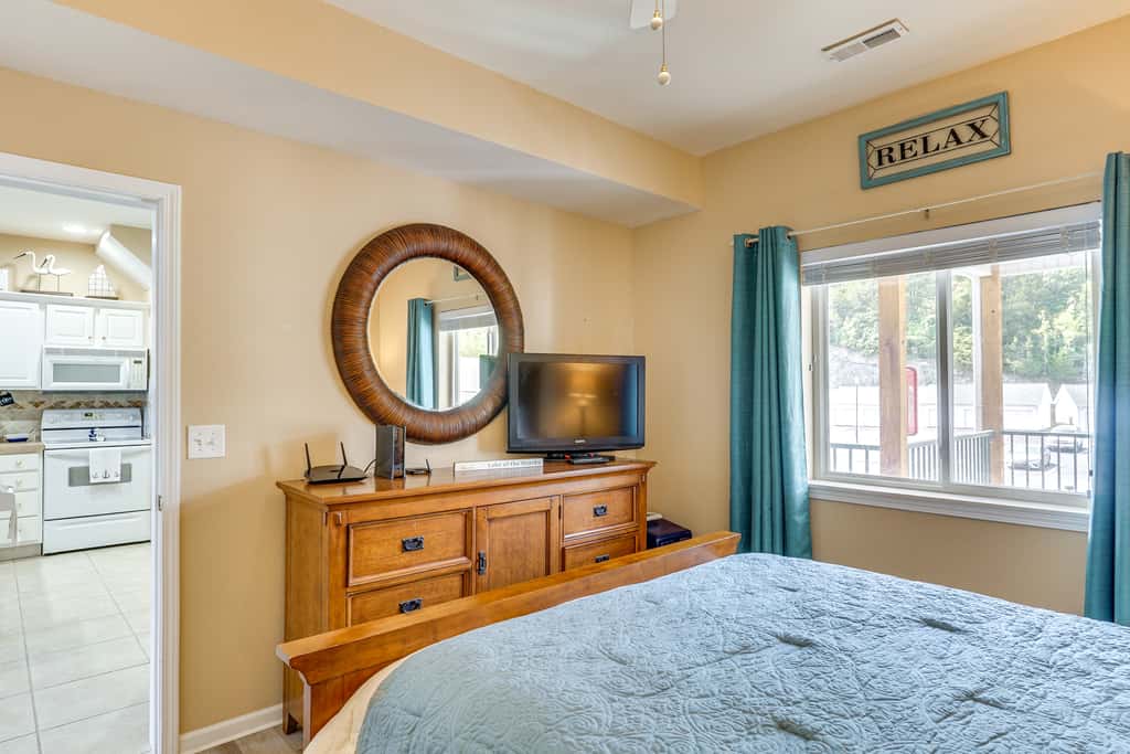 Lakefront Camdenton Condo Near Ha Ha Tonka