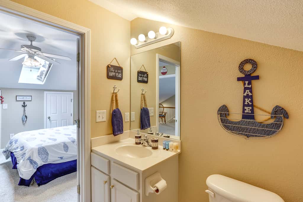 Lakefront Camdenton Condo Near Ha Ha Tonka