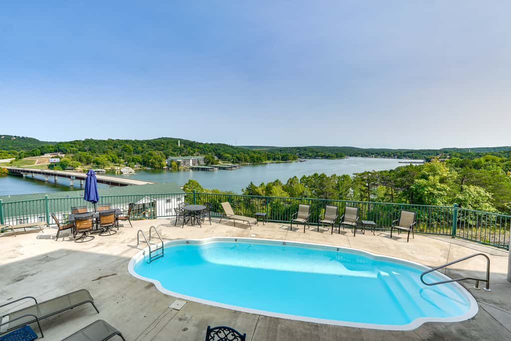 Lakefront Camdenton Condo Near Ha Ha Tonka