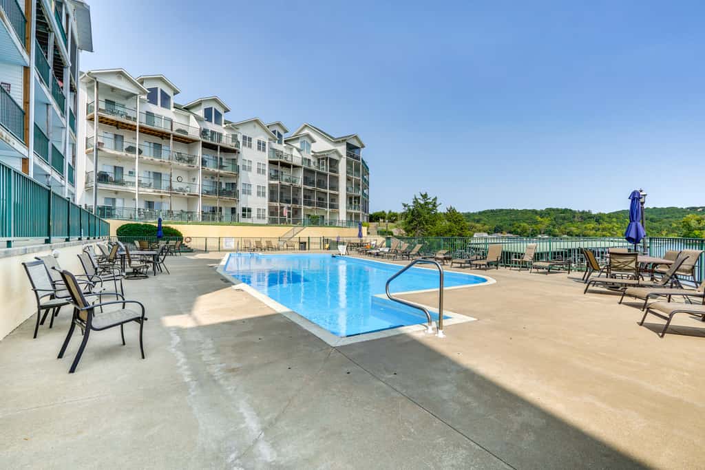 Lakefront Camdenton Condo Near Ha Ha Tonka