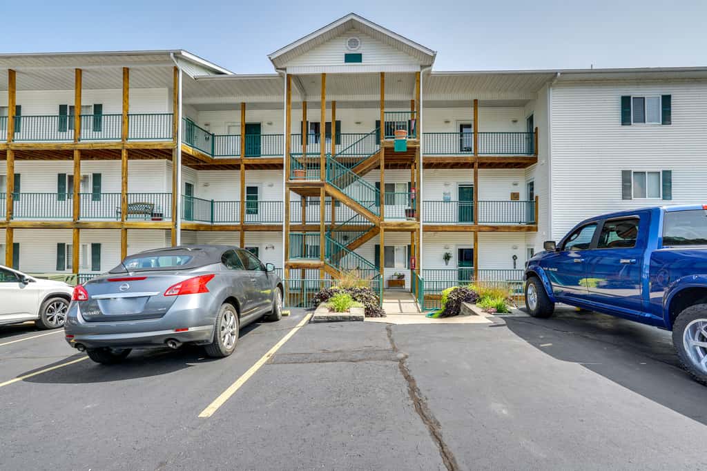 Lakefront Camdenton Condo Near Ha Ha Tonka