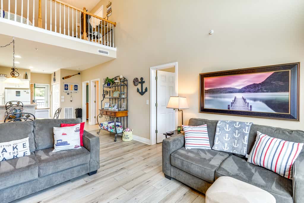 Lakefront Camdenton Condo Near Ha Ha Tonka