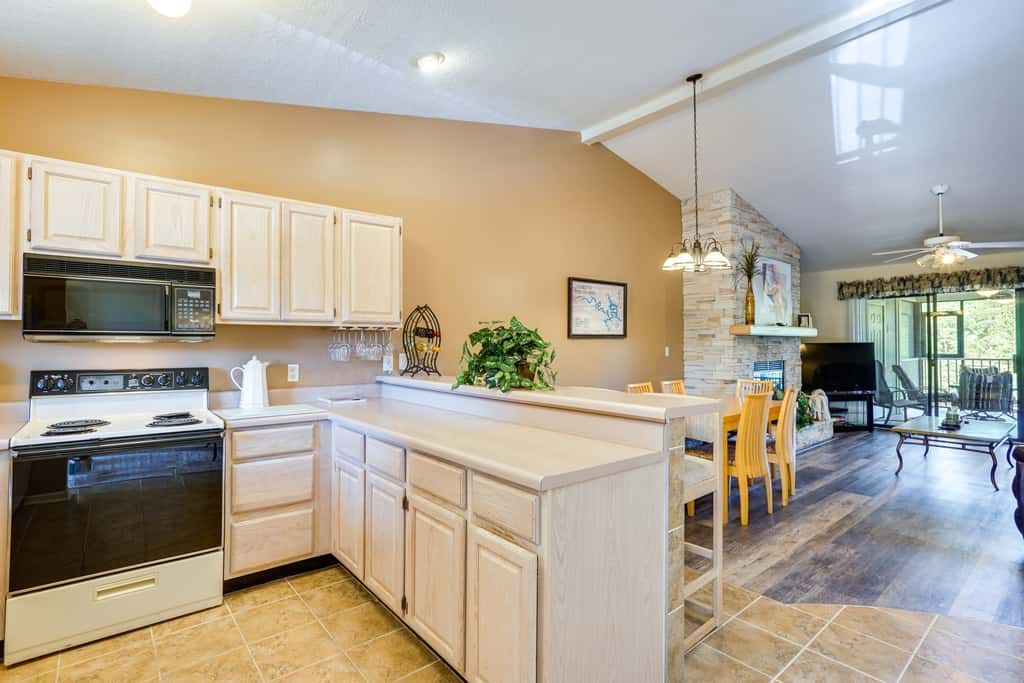 Waterfront Lazy Days Condo w/ Views & Pool Access!