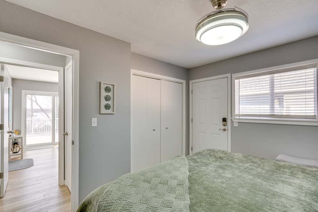3 Mi to the Lake: Rocky Mount Home w/ Water Views!