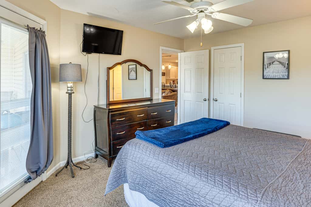 Pool Access, Steps to Beach: Scenic Ozarks Retreat