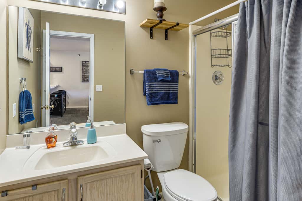 Pool Access, Steps to Beach: Scenic Ozarks Retreat