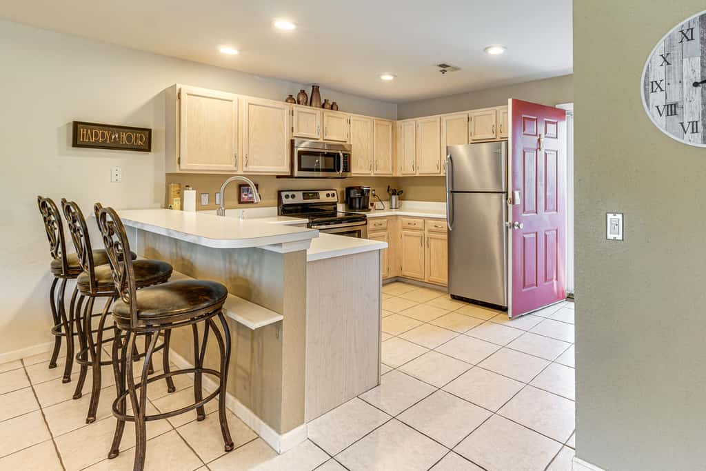 Pool Access, Steps to Beach: Scenic Ozarks Retreat
