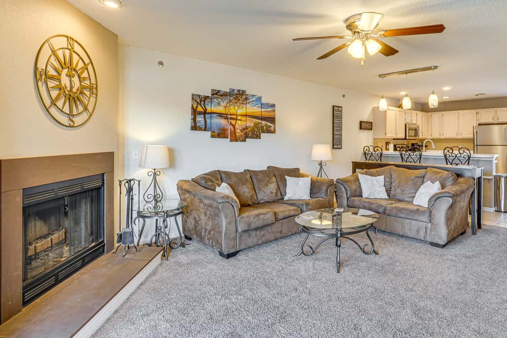 Pool Access, Steps to Beach: Scenic Ozarks Retreat