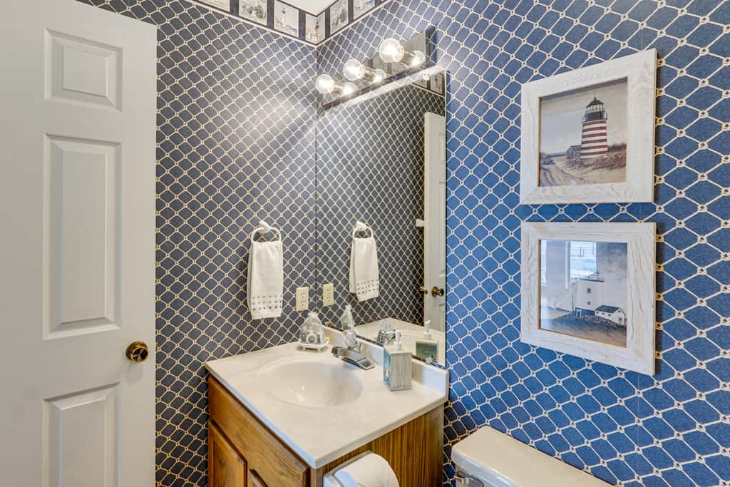 Main Channel View! Condo w/ Dock & Pool Access