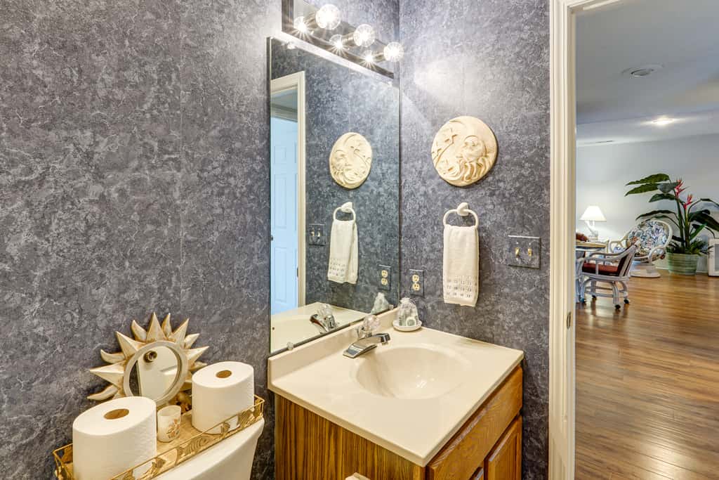 Main Channel View! Condo w/ Dock & Pool Access