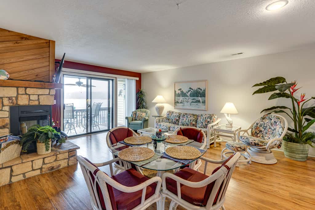 Main Channel View! Condo w/ Dock & Pool Access