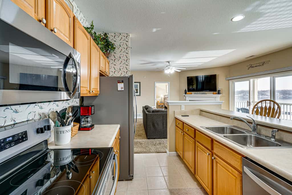 Lake View + Pool Access: Waterfront Ozark Escape!