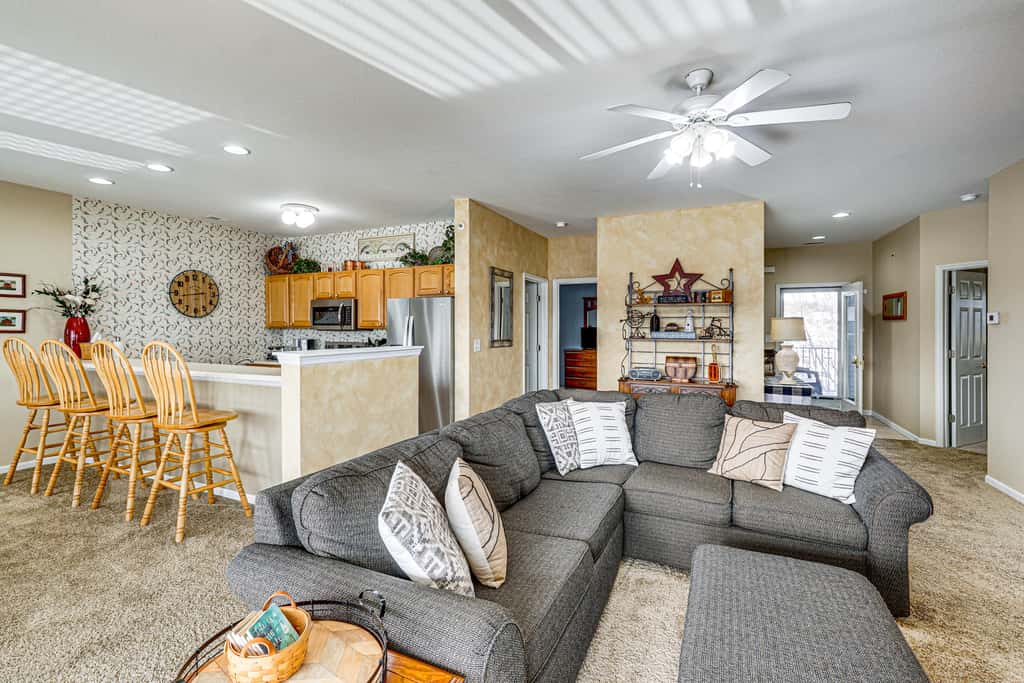 Lake View + Pool Access: Waterfront Ozark Escape!